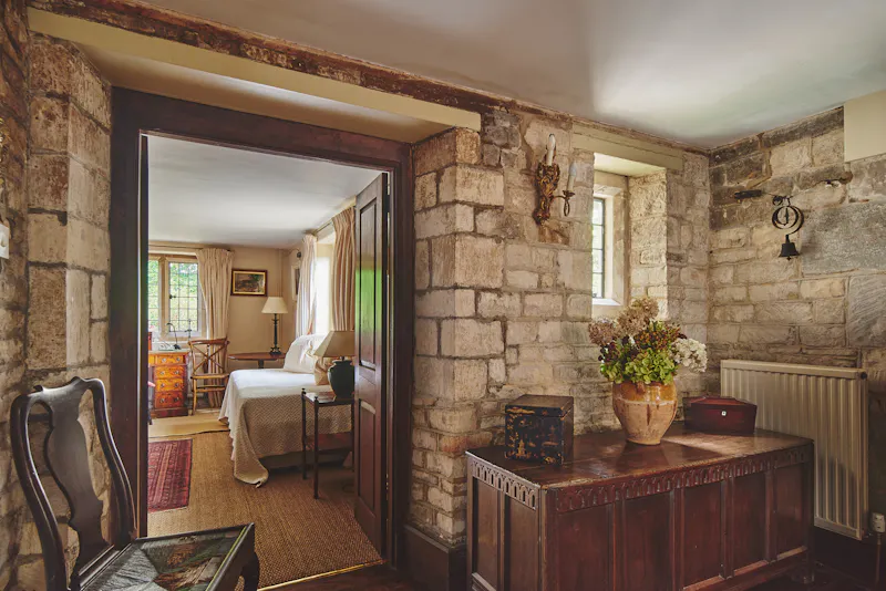 Exposed brick at Picturesque Cotswold Grange, C943 (photo 4)