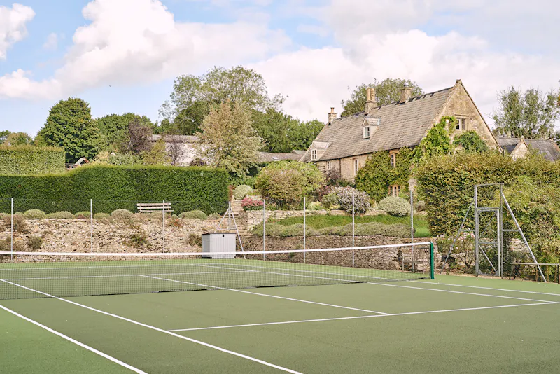 Tennis court at Picturesque Cotswold Grange, C943 (photo 43)