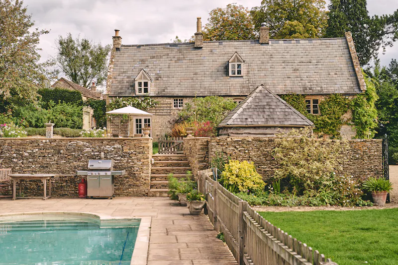 Picturesque Cotswold Grange, C943 (photo 42)
