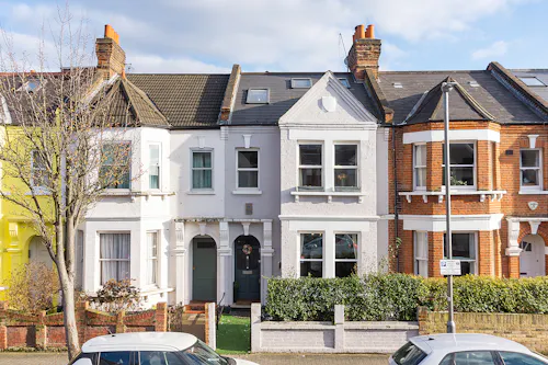 Stylish Putney home , B2042