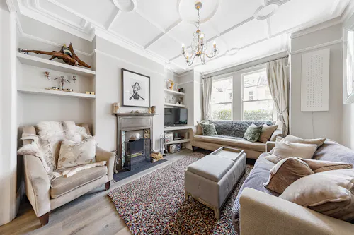 Stylish Putney home , B2042