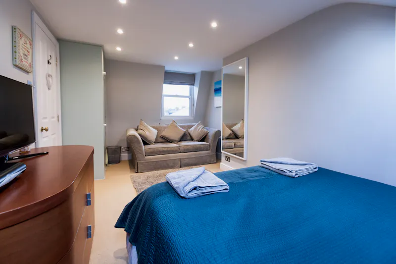 Bedroom at Stylish Putney home , B2042 (photo 20)