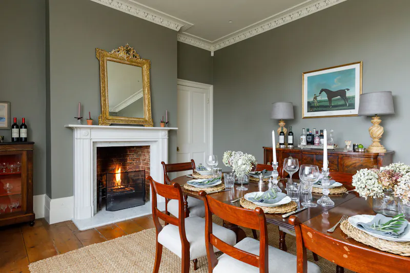 Grade II-listed Sussex Manor, A1630 (photo 7)