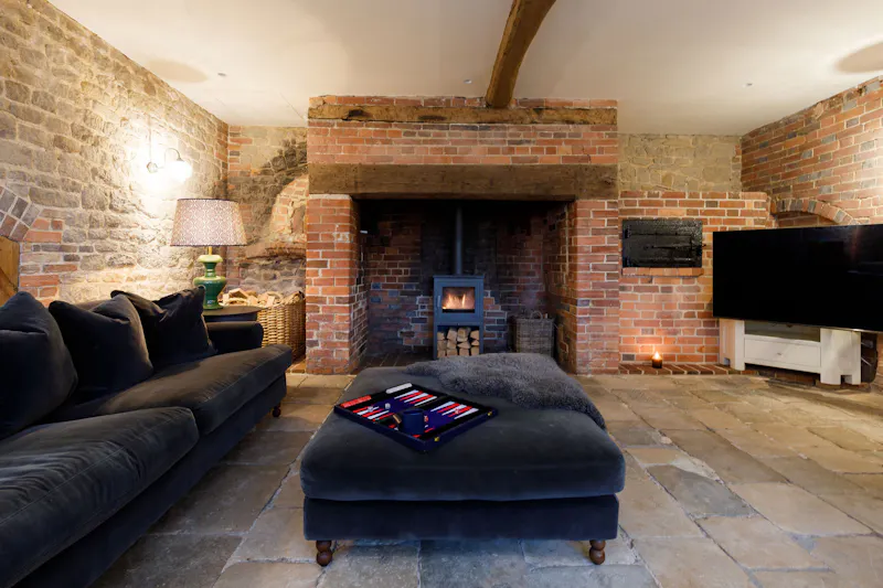 Exposed brick at Grade II-listed Sussex Manor, A1630 (photo 27)