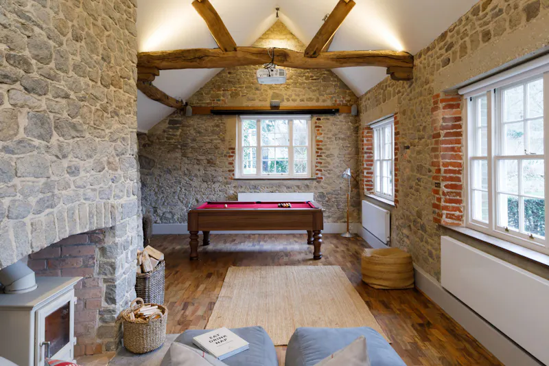 Exposed brick at Grade II-listed Sussex Manor, A1630 (photo 24)