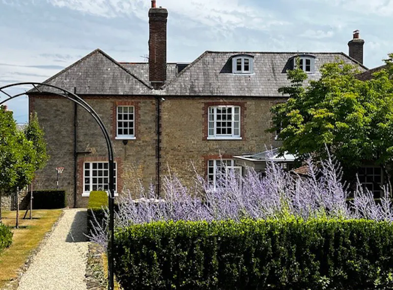 Grade II-listed Sussex Manor, A1630 (photo 67)