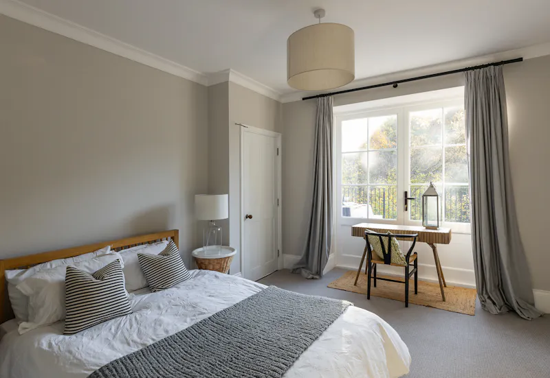 Bedroom at Hurst Vale, D2776 (photo 13)