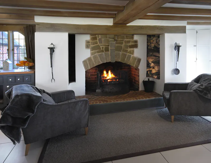 Fireplace at Modernised Tudor Petworth Manor, M362 (photo 14)