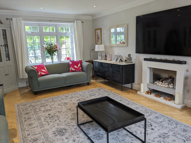 Living Room at Classic Mock-Tudor House Esher, D2782 (photo 4)