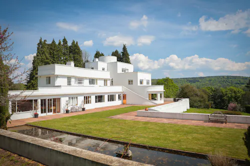 Grade II modernist Art Deco, D2777