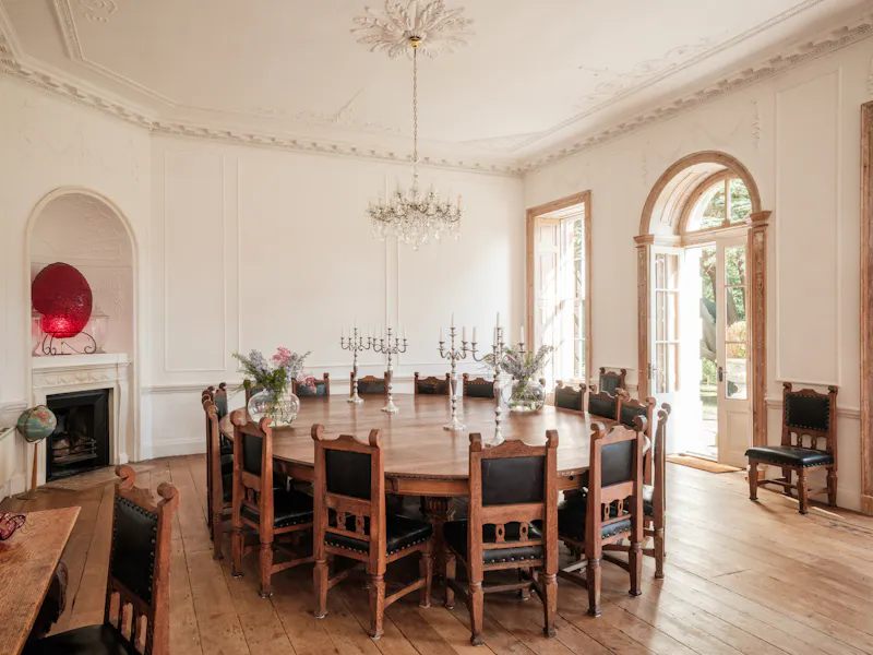 Dining room at Bracknell Georgian mansion, A1539 (photo 10)
