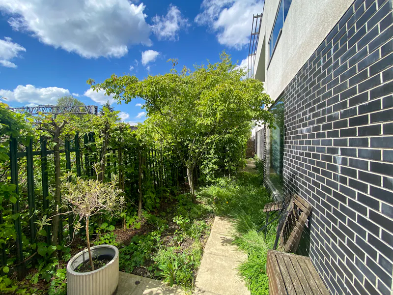 Garden at Architectural Kensal Rise Home, K503 (photo 40)