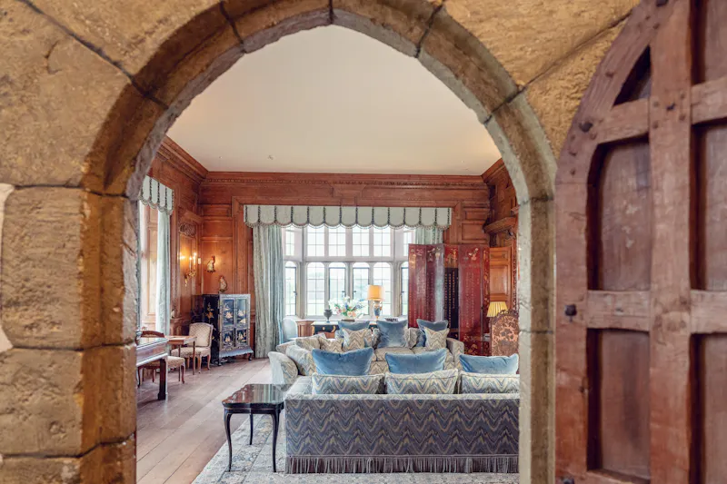 Gothic Castle in Maidstone, G319 (photo 14)