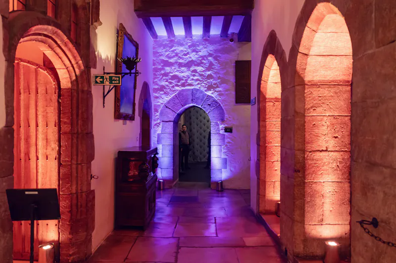 Exposed brick at Gothic Castle in Maidstone, G319 (photo 23)