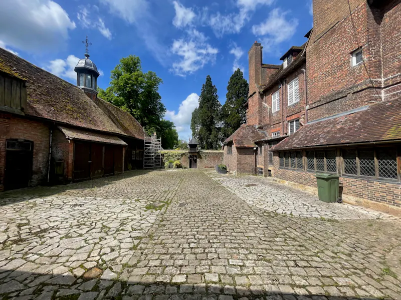 Moated Groombridge Manor House, M363 (photo 14)