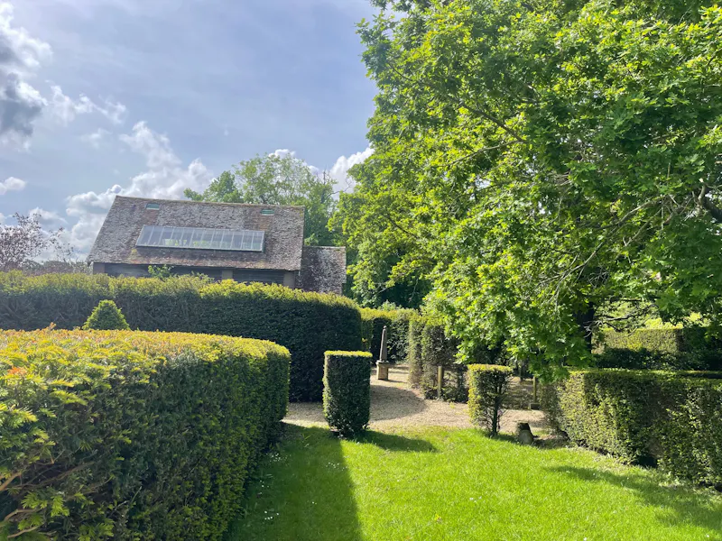 Moated Groombridge Manor House, M363 (photo 23)