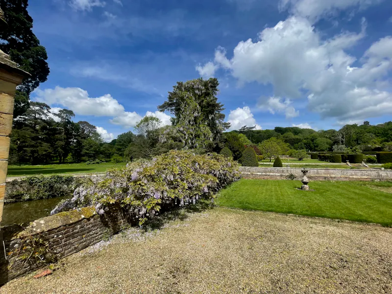 Moated Groombridge Manor House, M363 (photo 21)