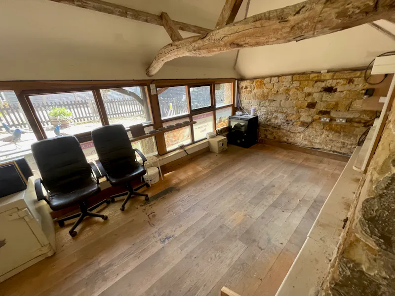 Moated Groombridge Manor House, M363 (photo 32)