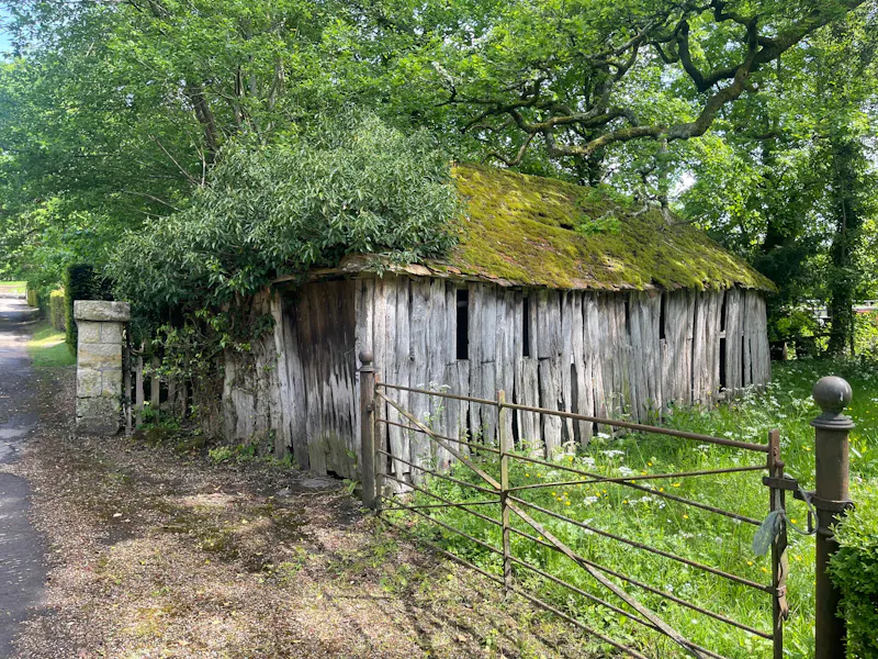 Stable / Outbuildings at Moated Groombridge Manor House, M363 (photo 28)