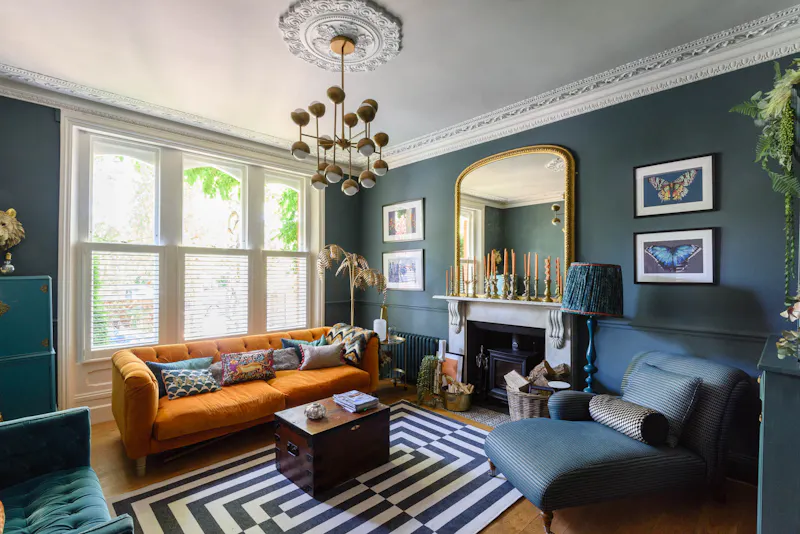 Living Room at Elegant Teddington Townhouse, B2046 (photo 4)