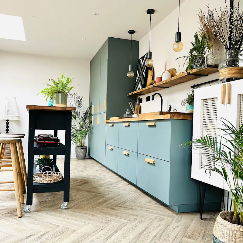 Utility room at Elegant Teddington Townhouse, B2046 (photo 13)