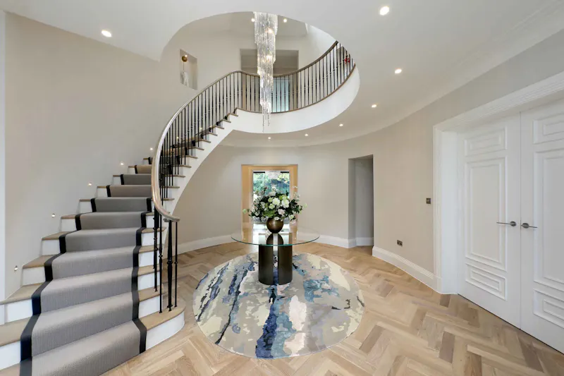 Cobham Modern Mansion, D2779 (photo 3)