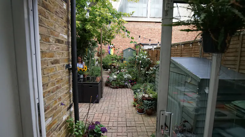 Shepherd's Bush family house, B1020 (photo 43)