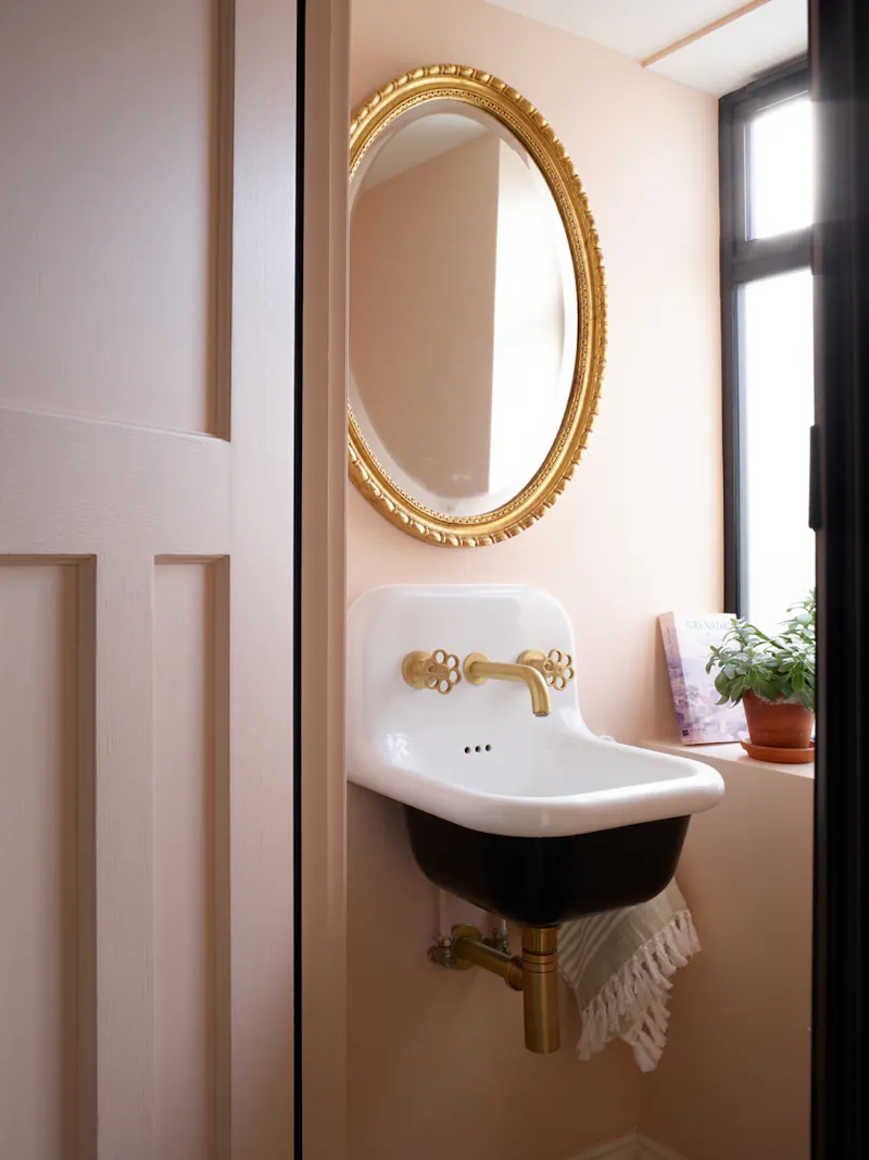 Beautiful Balham home, B2055 (photo 23)