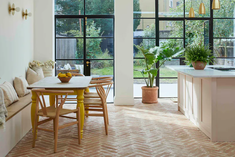 Dining room at Beautiful Balham home, B2055 (photo 7)