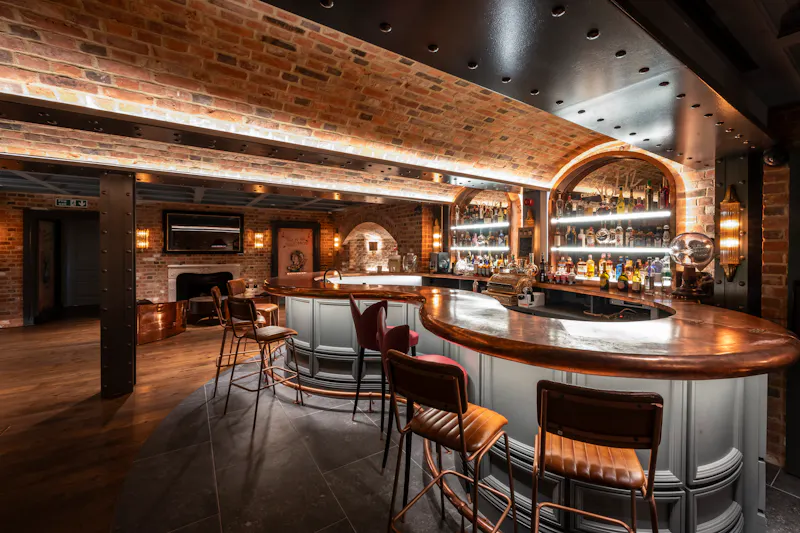 Chenies Studio and bar , R872 (photo 6)