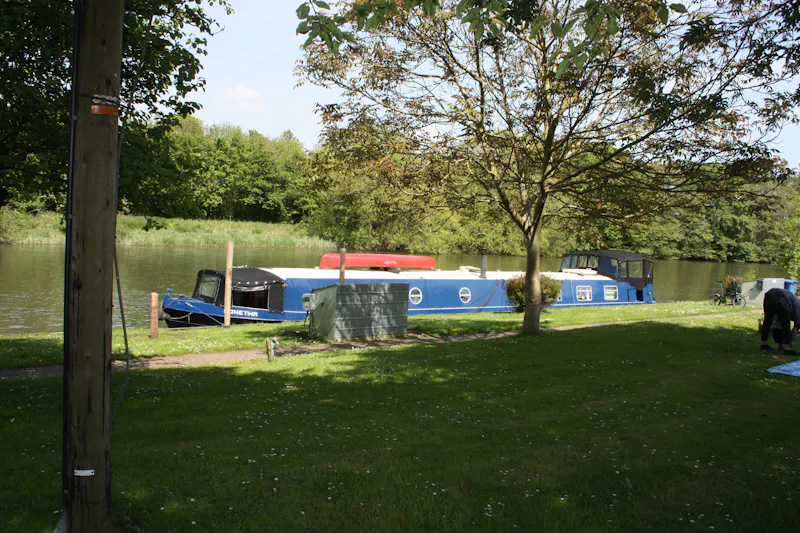 Thames based canal boat, HSE26 (photo 15)