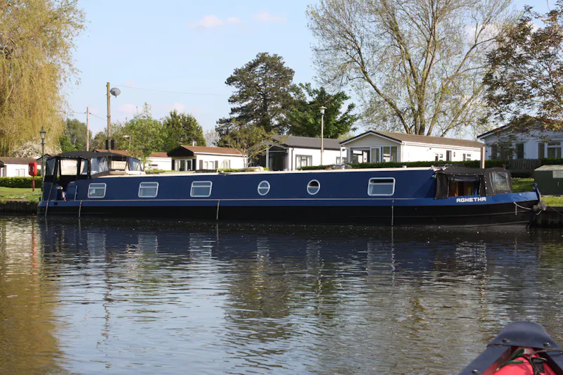 Thames based canal boat, HSE26 (photo 13)