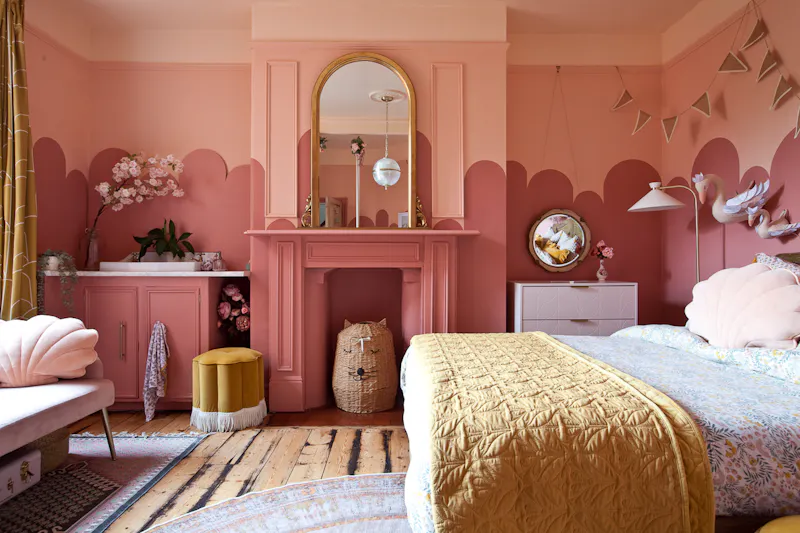 Classic/Modern Victorian House, B1909 (photo 36)