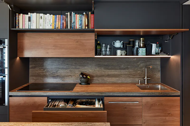 Sleek Barbican Tower Apartment, F1246 (photo 19)
