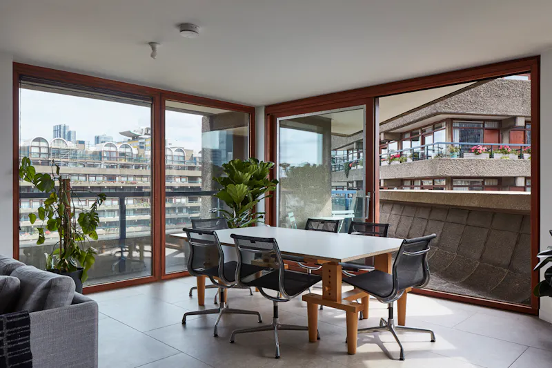 Dining room at Sleek Barbican Tower Apartment, F1246 (photo 5)