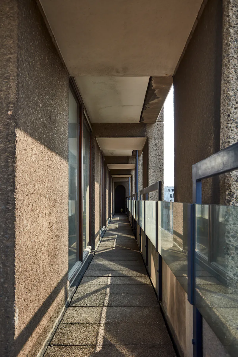 Sleek Barbican Tower Apartment, F1246 (photo 26)
