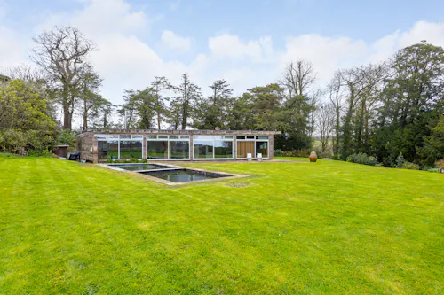 Mid-century Chichester Retreat, K506
