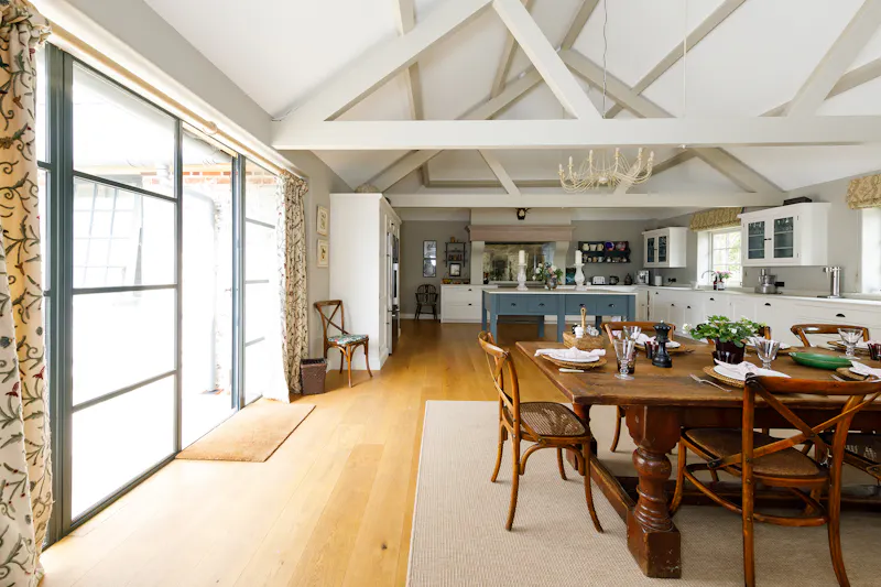 Modern South Downs Farmhouse, L758 (photo 7)