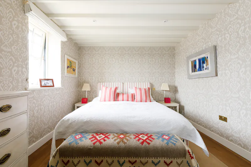 Bedroom at Modern South Downs Farmhouse, L758 (photo 24)