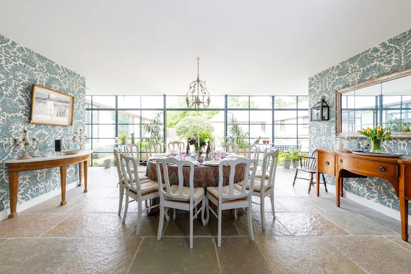 Dining room at Modern South Downs Farmhouse, L758 (photo 5)