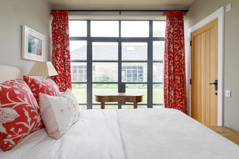 Crittall windows at Modern South Downs Farmhouse, L758 (photo 37)