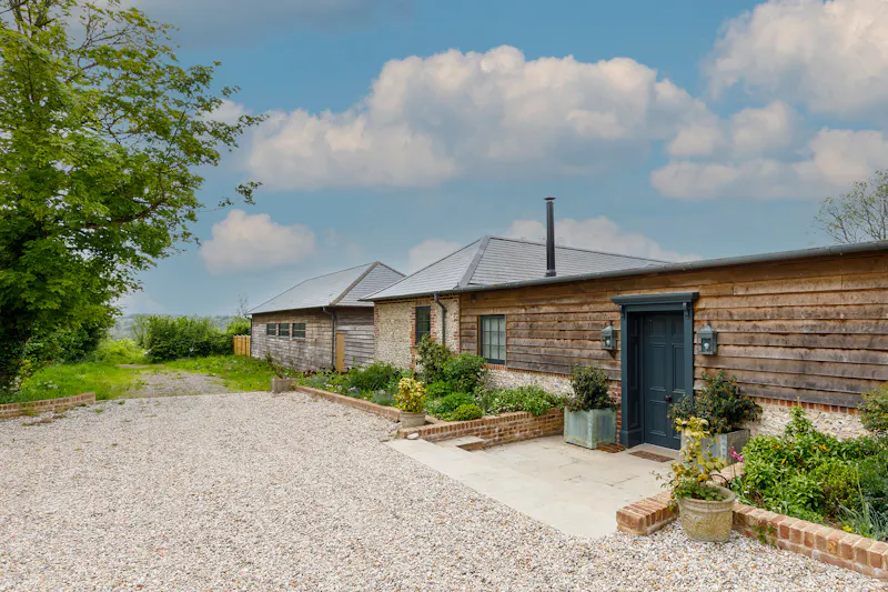 Modern South Downs Farmhouse, L758 (photo 49)