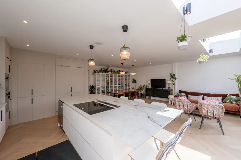 Spacious Willesden house, D2781 (photo 12)