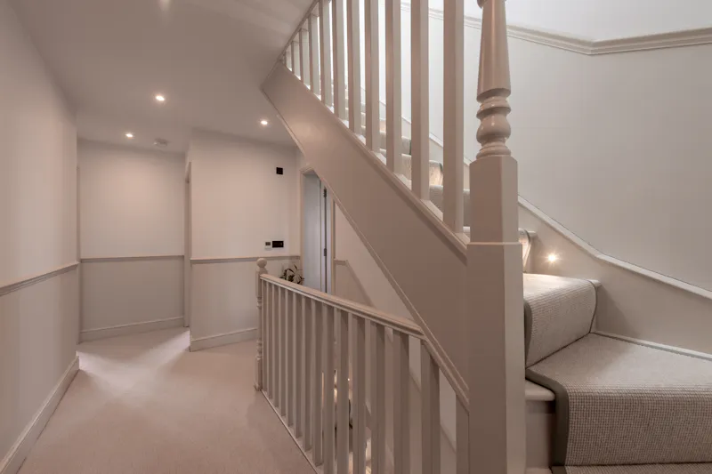 Staircase at Spacious Willesden house, D2781 (photo 29)
