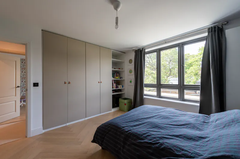 Spacious Willesden house, D2781 (photo 25)