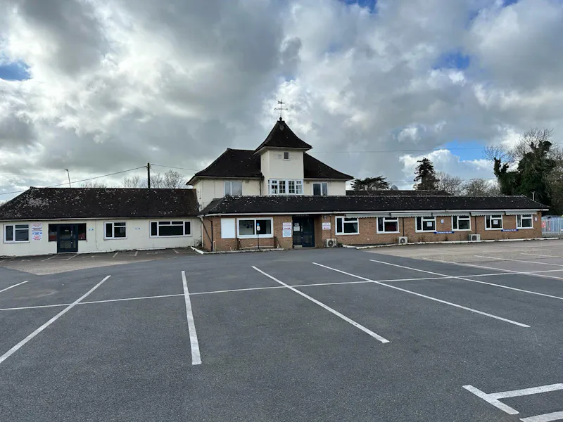 Driveway at Towcester 1940s roadside cafe, R873 (photo 1)