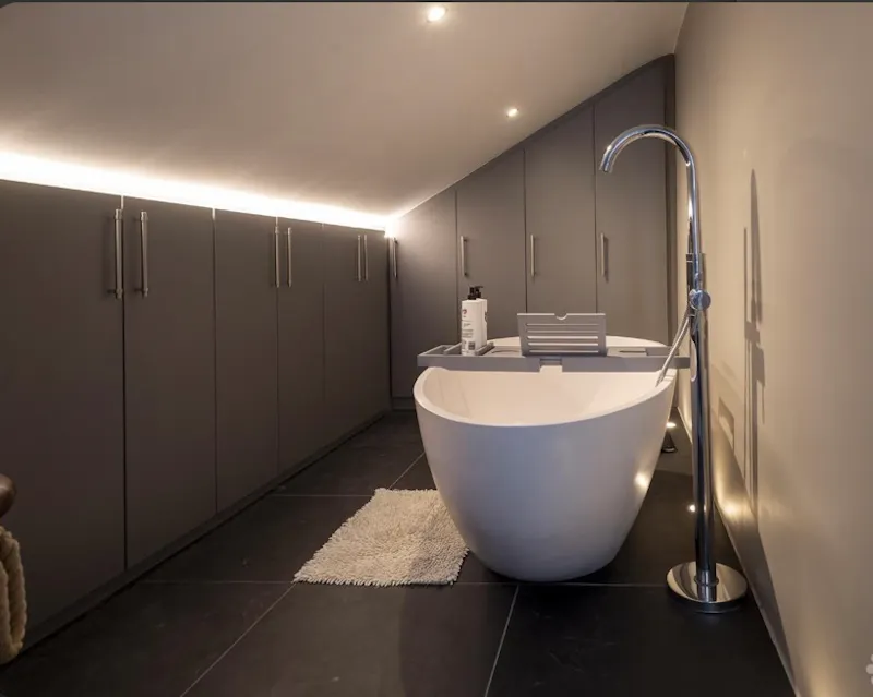 Bathroom at Smart Fulham Townhouse, B2047 (photo 24)