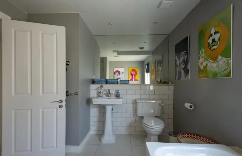 Smart Fulham Townhouse, B2047 (photo 19)