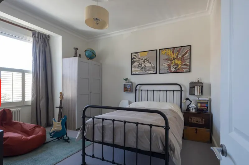 Bedroom at Smart Fulham Townhouse, B2047 (photo 14)