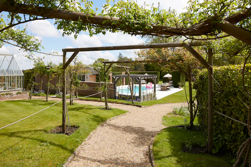Classy West Sussex Mansion, E535 (photo 31)
